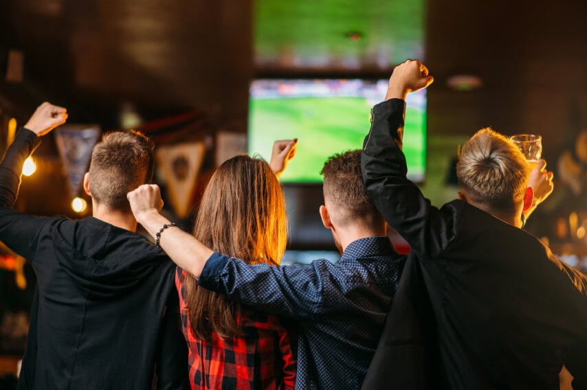 Кафе, бары и рестораны